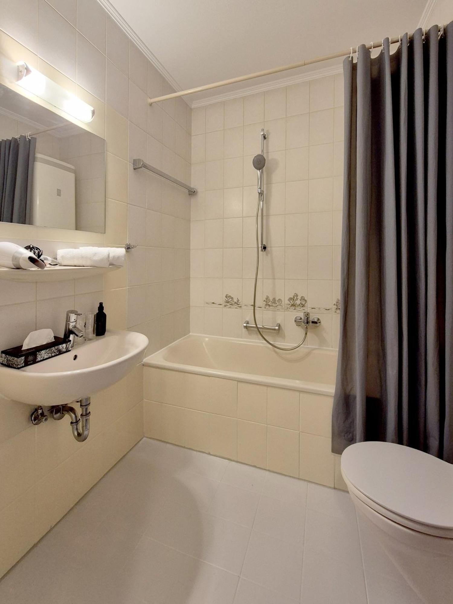 Hotel Schachener Hof Lindau  Luaran gambar